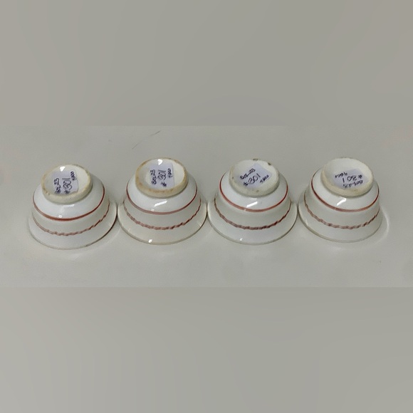 19th Century Antique Gaudy Welsh Grape Pattern (lot of 4) Miniature Cups - Picture 6 of 16